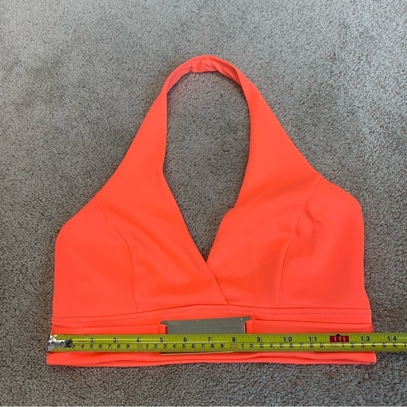BEBE neon coral peach pink halter crop top open back Sz M NWOT - Picture 11 of 12